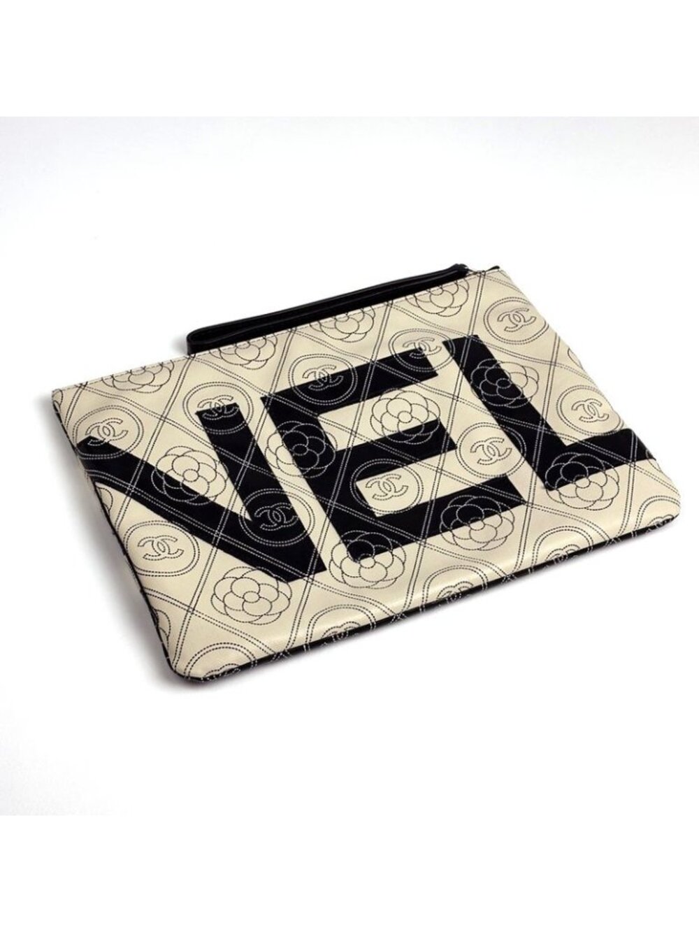 Chanel Camellia Clutch Pouch Second CC Logo - Picture 2 of 9